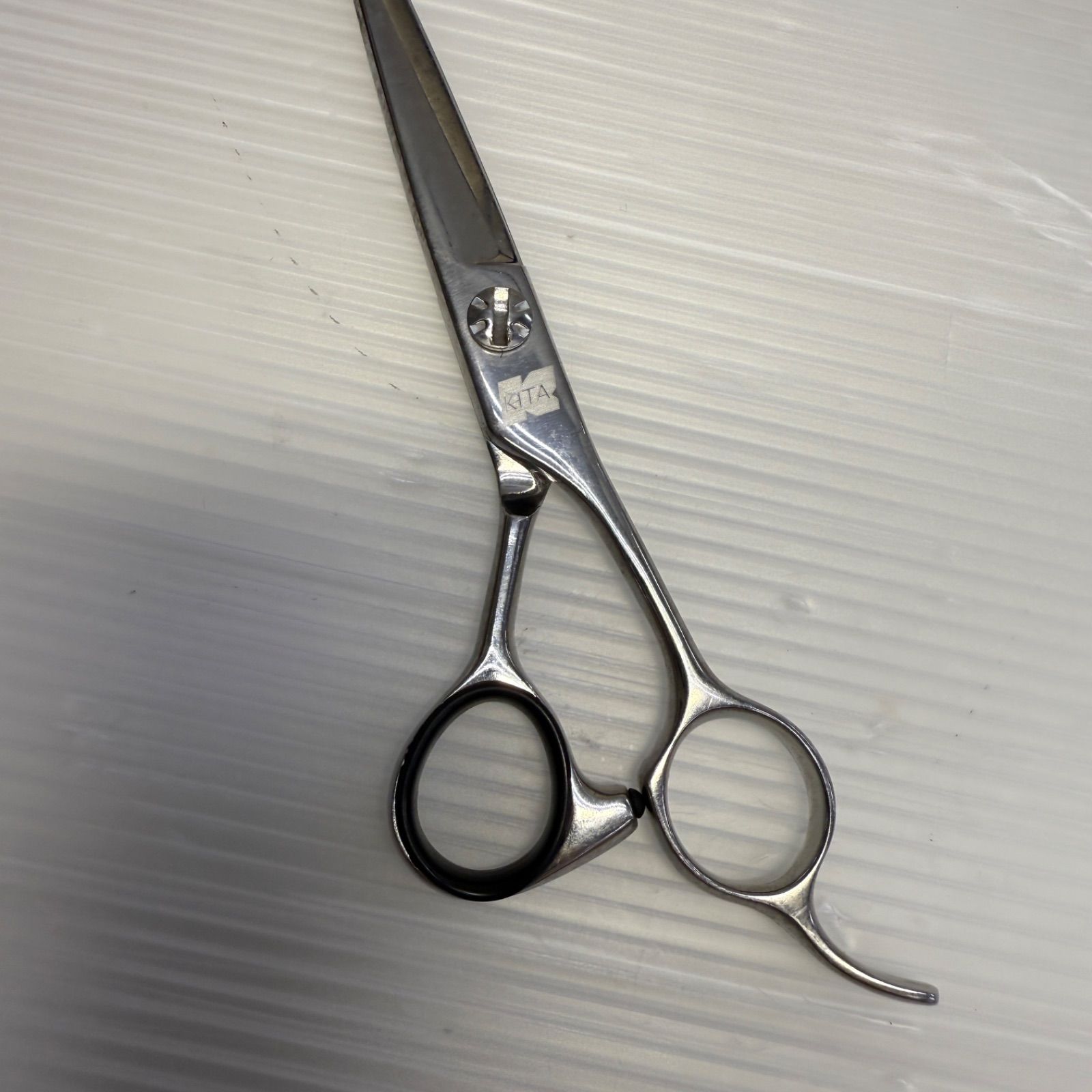 ☆KITA 6.0☆喜田アイディア 6.0 シザー 美容 理容 ハサミ 右利き