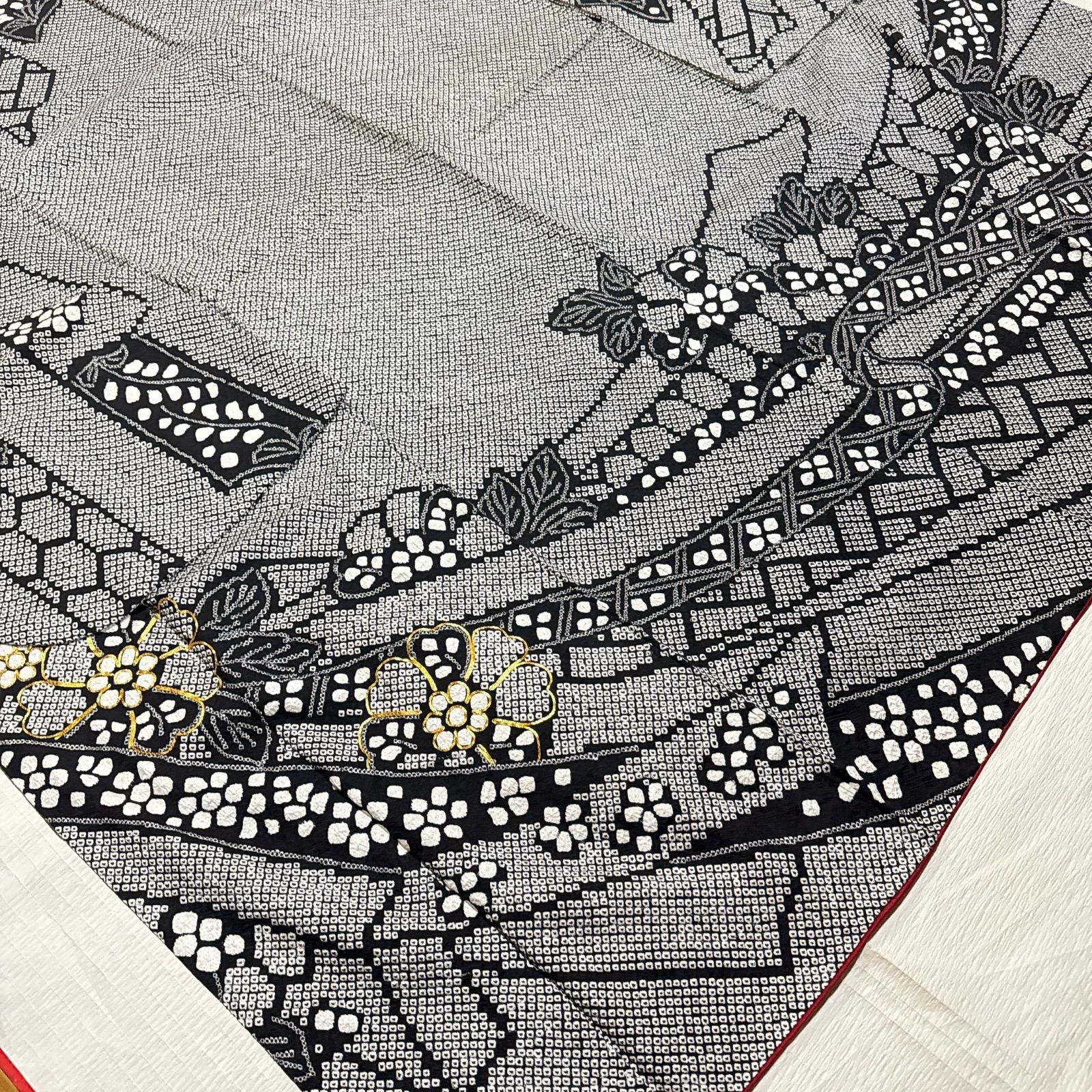 総絞り 振袖 成人式 フルセット 正絹 黒地 金駒刺繍 トールサイズ 