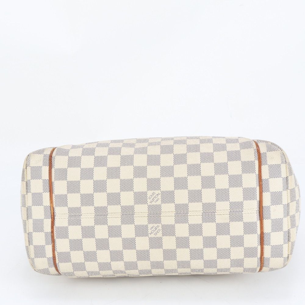 ルイ・ヴィトン トータリーMM 肩掛け ダミエアズール ホワイト ルイ・ヴィトン トータリーMM 肩掛け ダミエアズール ホワイト ルイ