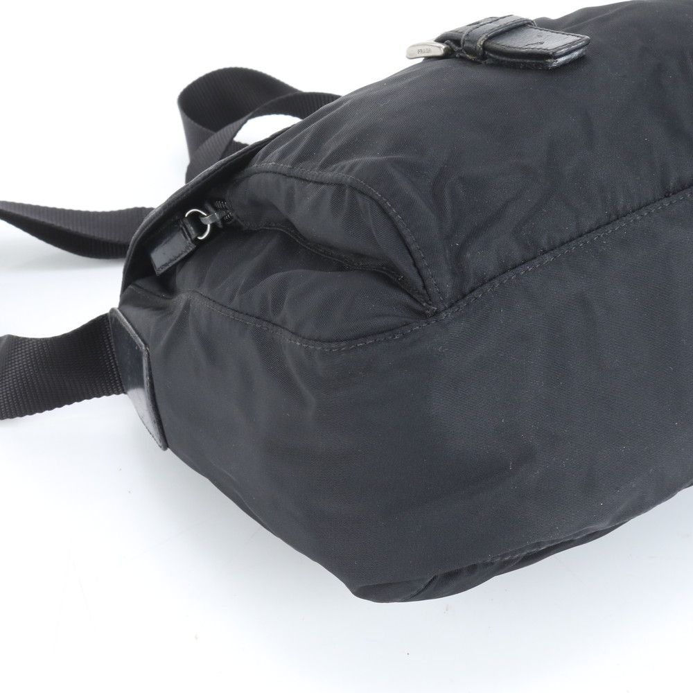 プラダ テスート ナイロン 三角 トライアングル ロゴ レザー  