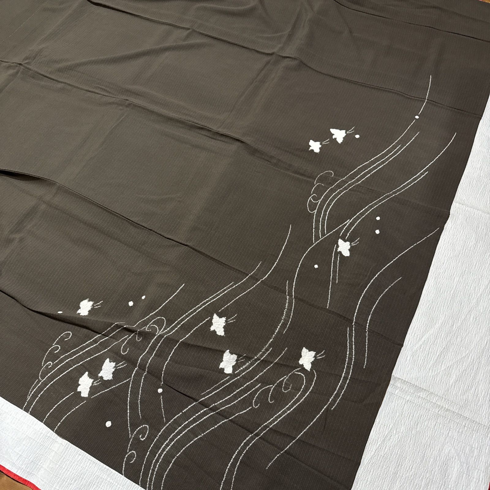 焦茶 正絹 訪問着 絞り 千鳥 絽縮緬 - メルカリ