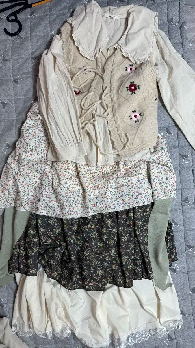 コミケ 冬コミ C107 先崎真琴 黄黒 刀剣乱舞 新刊 限定 おまけ本 節約