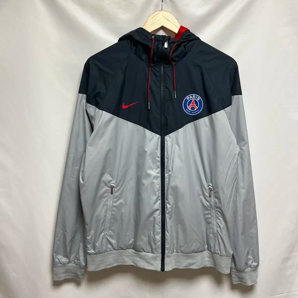 正規品/M NIKE パリ・サンジェルマン PSG ウィンドランナー ウーブン