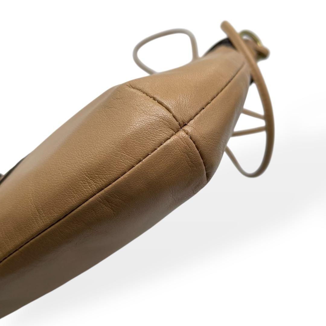 美品 レア COACH コーチ ショルダーバッグ レザー パイソン調 ベージュ