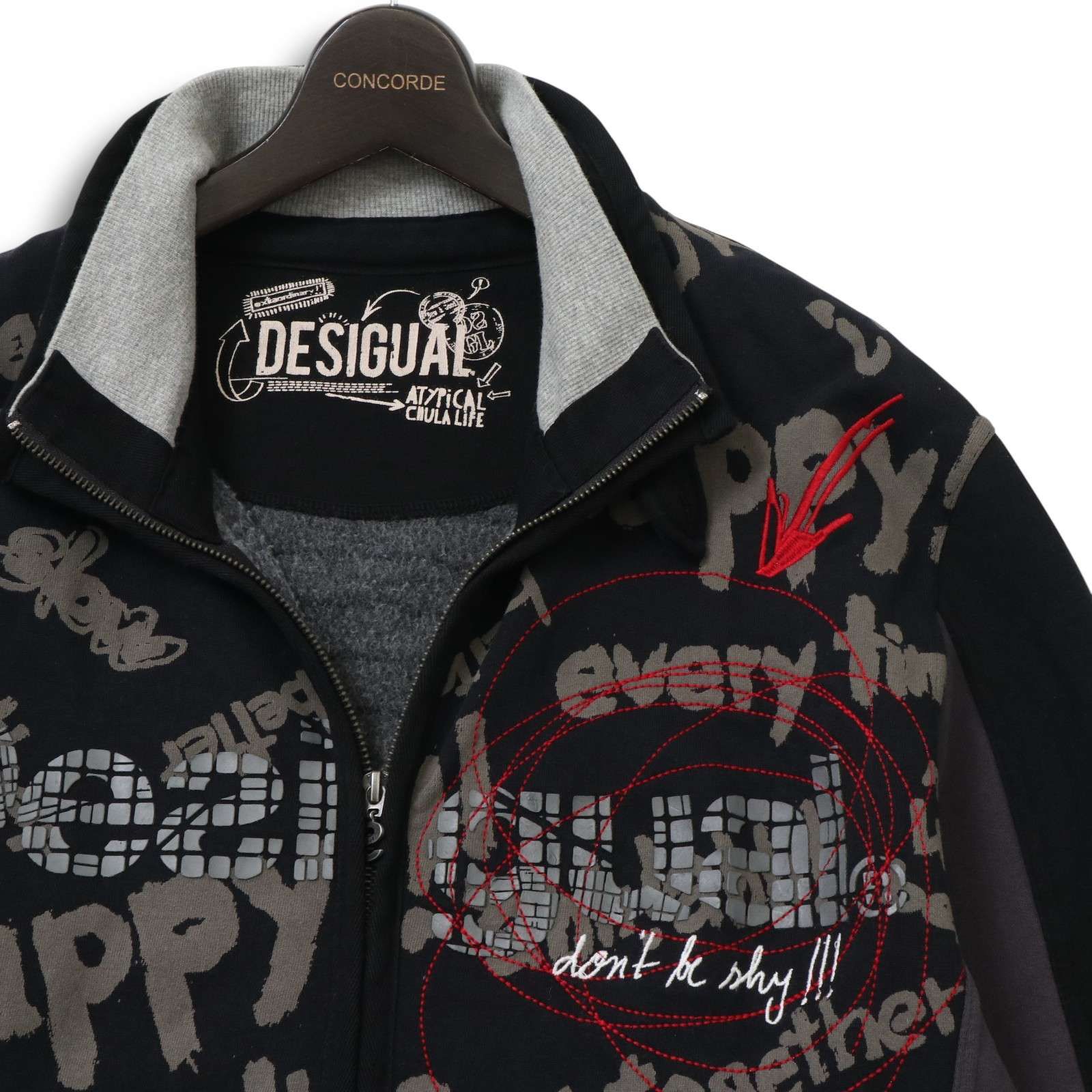 【新品】 Desigual ロゴ入り黒スウェット Lサイズ Desigual デシグアル 秋冬 裏起毛☆ レイヤード風 英字 ロゴ