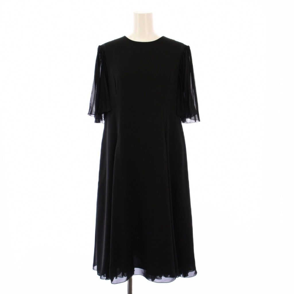 人気商品✨フォクシーニューヨークひざ丈ワンピース 半袖 日本製