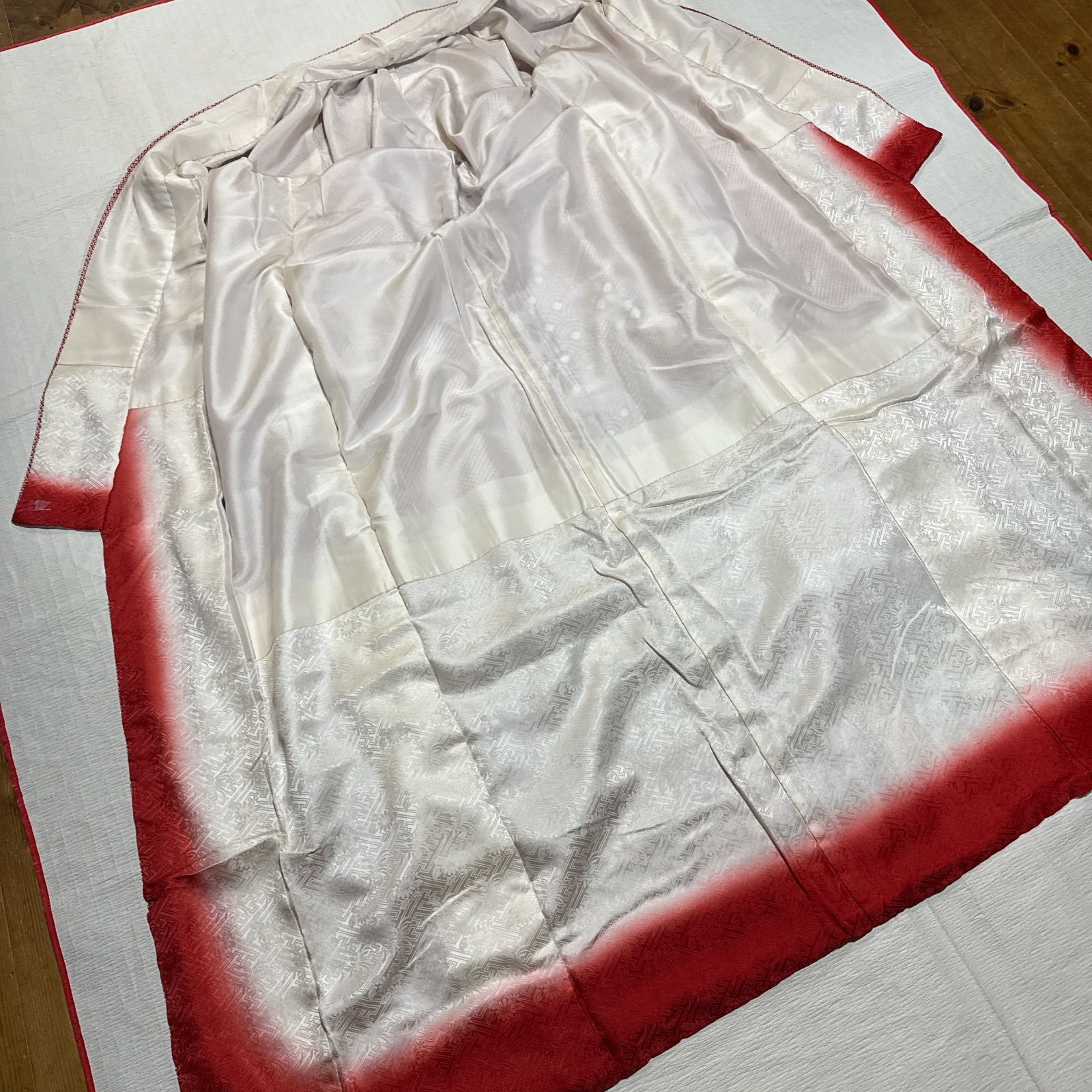 振袖　成人式　総絞り　フルセット　正絹　赤 楽天市場】【成人式 振袖 レンタル】RS797 正絹 薄紅 絞り桜に蝶々フル