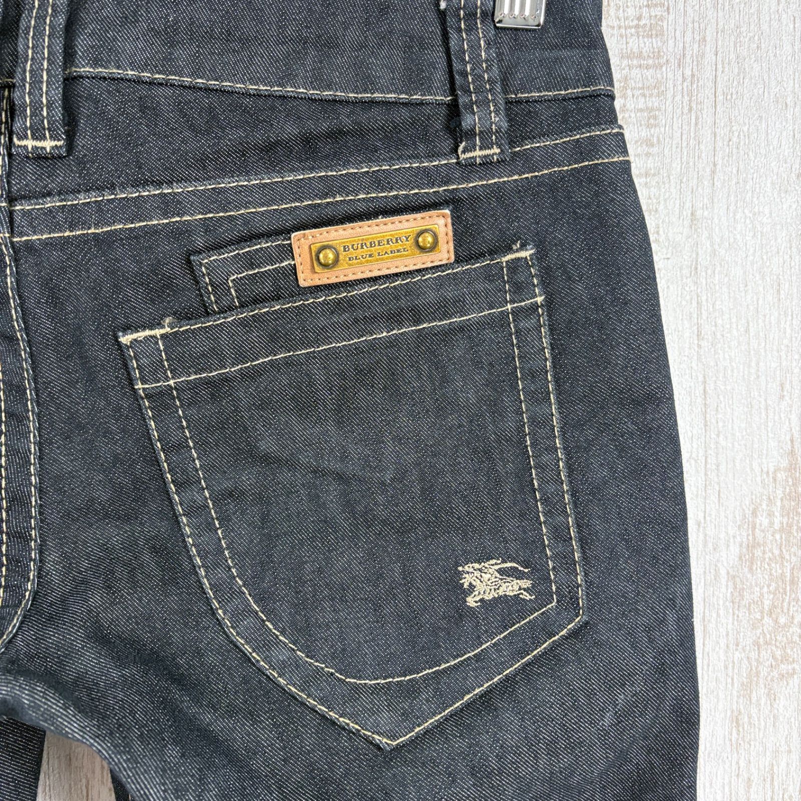 00s BURBERRY BLUE LABEL バーバリーブルーレーベル ホースロゴ刺繍 