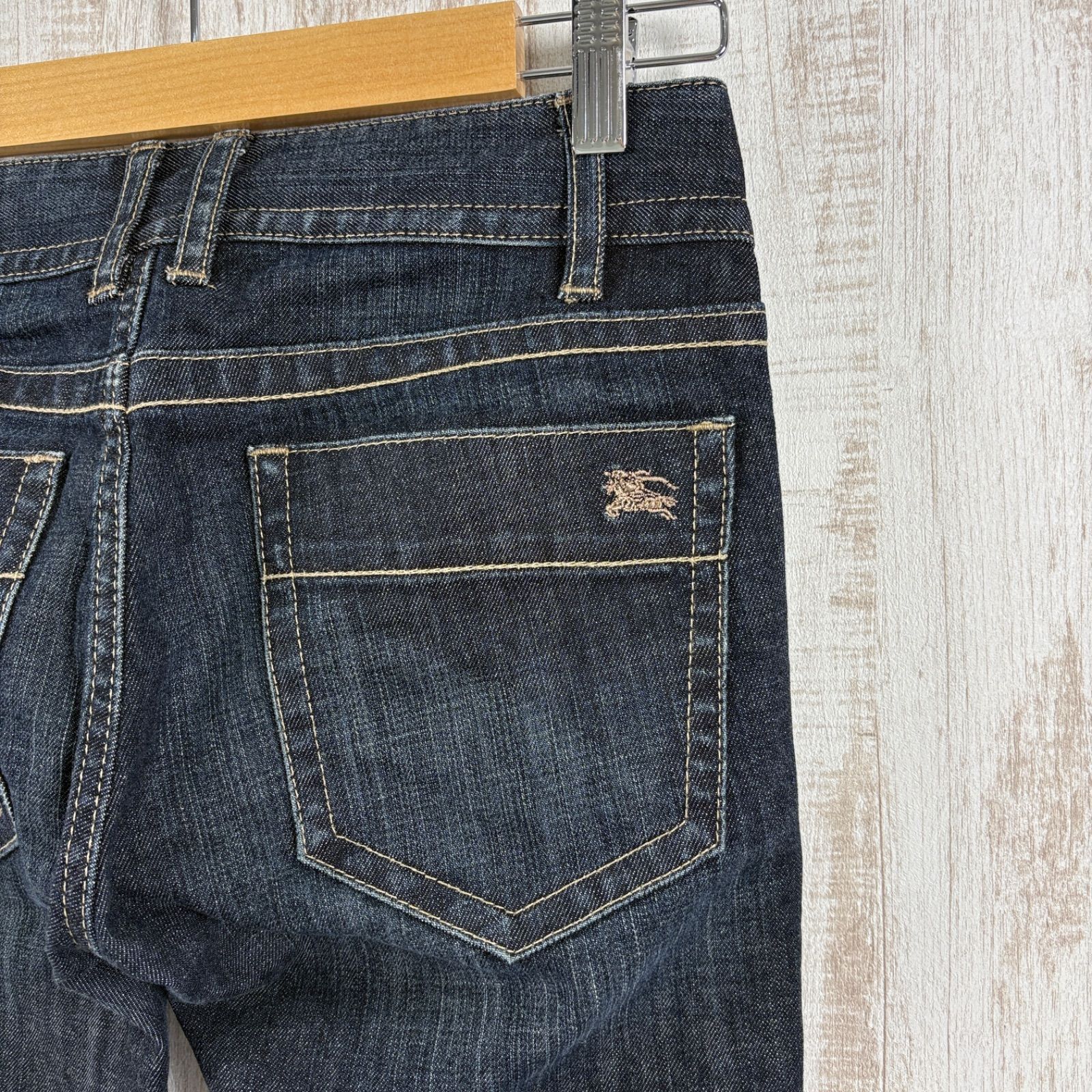 BURBERRY BLUE LABEL バーバリーブルーレーベル ホースロゴ刺繍 ノバ