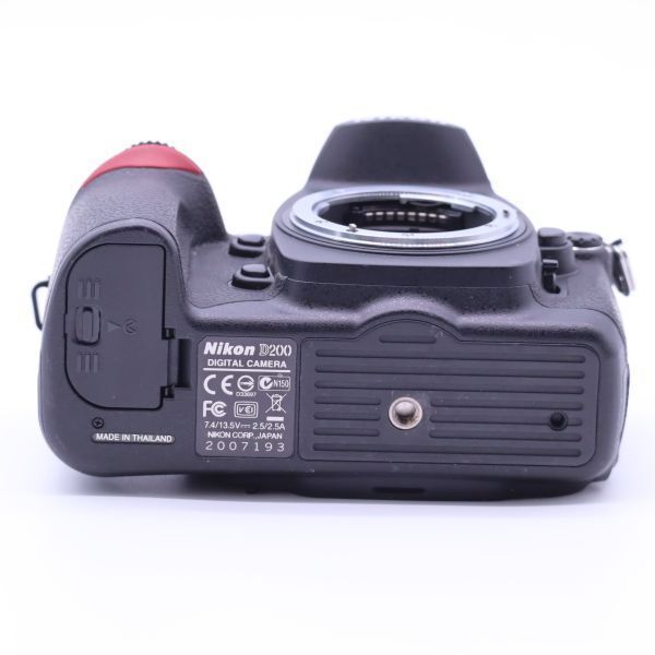 Nikon デジタル一眼レフカメラ D200 ボディ本体 - メルカリ