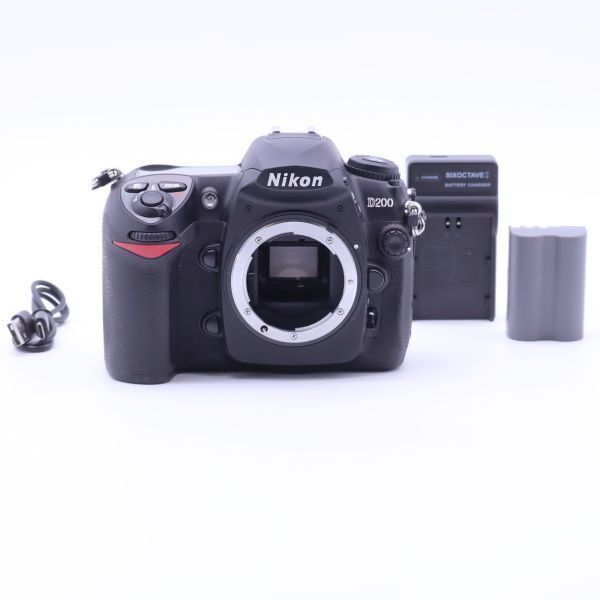 Nikon デジタル一眼レフカメラ D200 ボディ本体