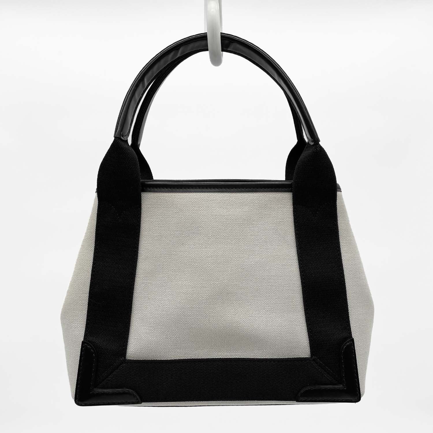 BALENCIAGA バレンシアガ ハンドバッグ ネイビーカバス XS 390346