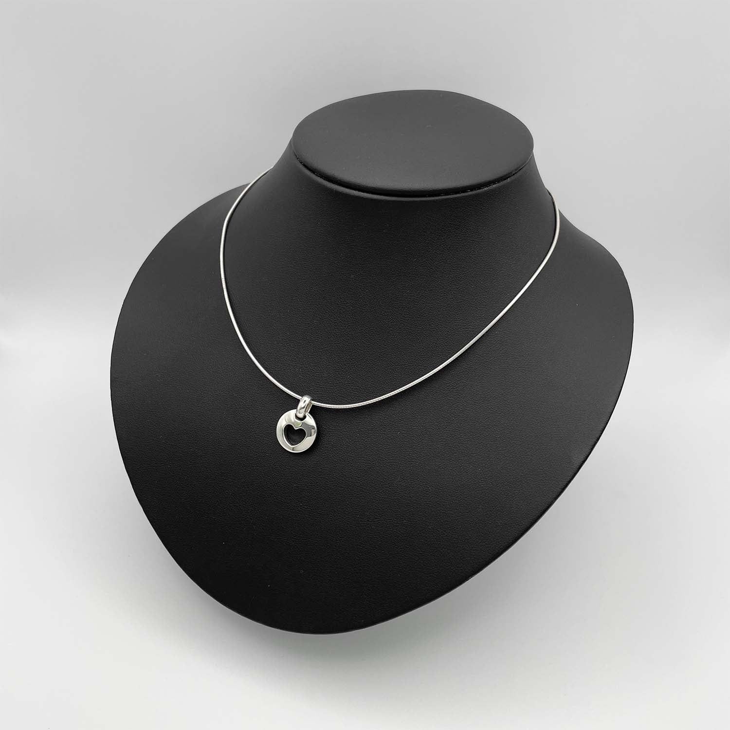 Tiffany&Co. ティファニー ピアスドハート ネックレス チョーカー