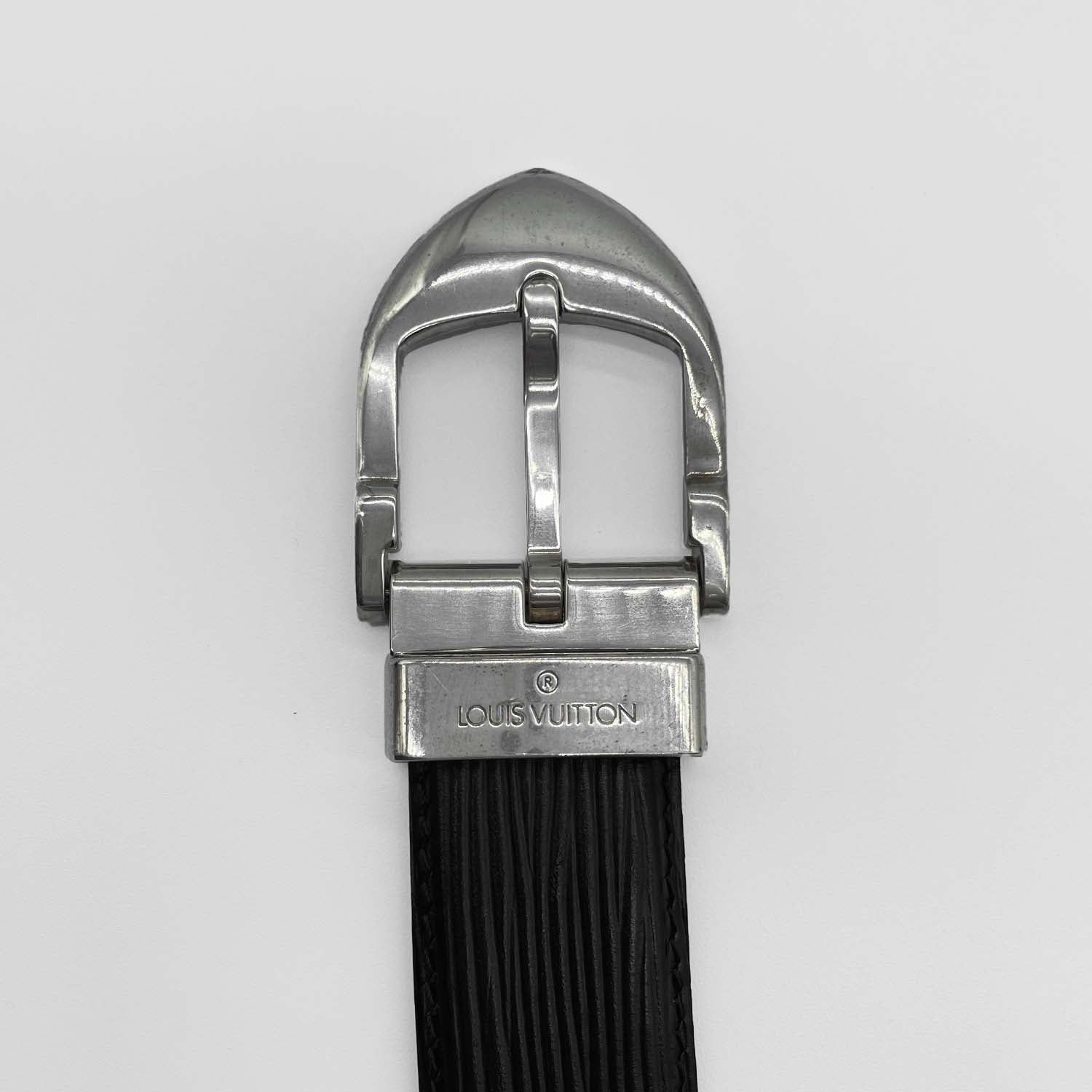 Louis Vuitton 黒レザーベルト ブラック‪✕‬シルバーバックル Louis Vuitton 黒 レザー ベルト