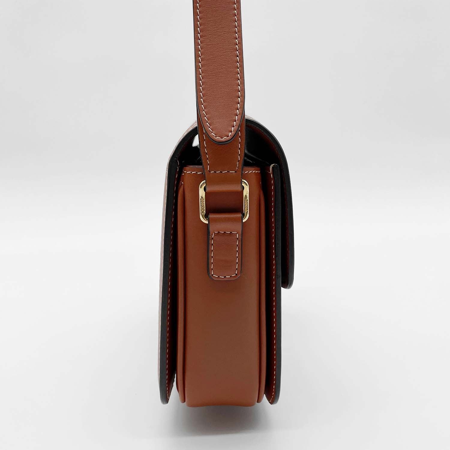 中古 CELINE セリーヌ　メッセンジャーバッグ　エディスリマン 中古 CELINE セリーヌメッセンジャーバッグエディスリマン