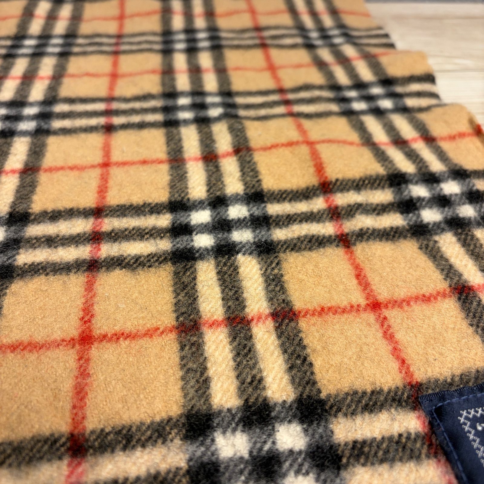 売約済✨バーバリーロンドン　ウール　シルク　ストール　マフラー　ノバチェック ✨Burberry バーバリー ひざ掛け マフラー ストール ウール100％ ノバ