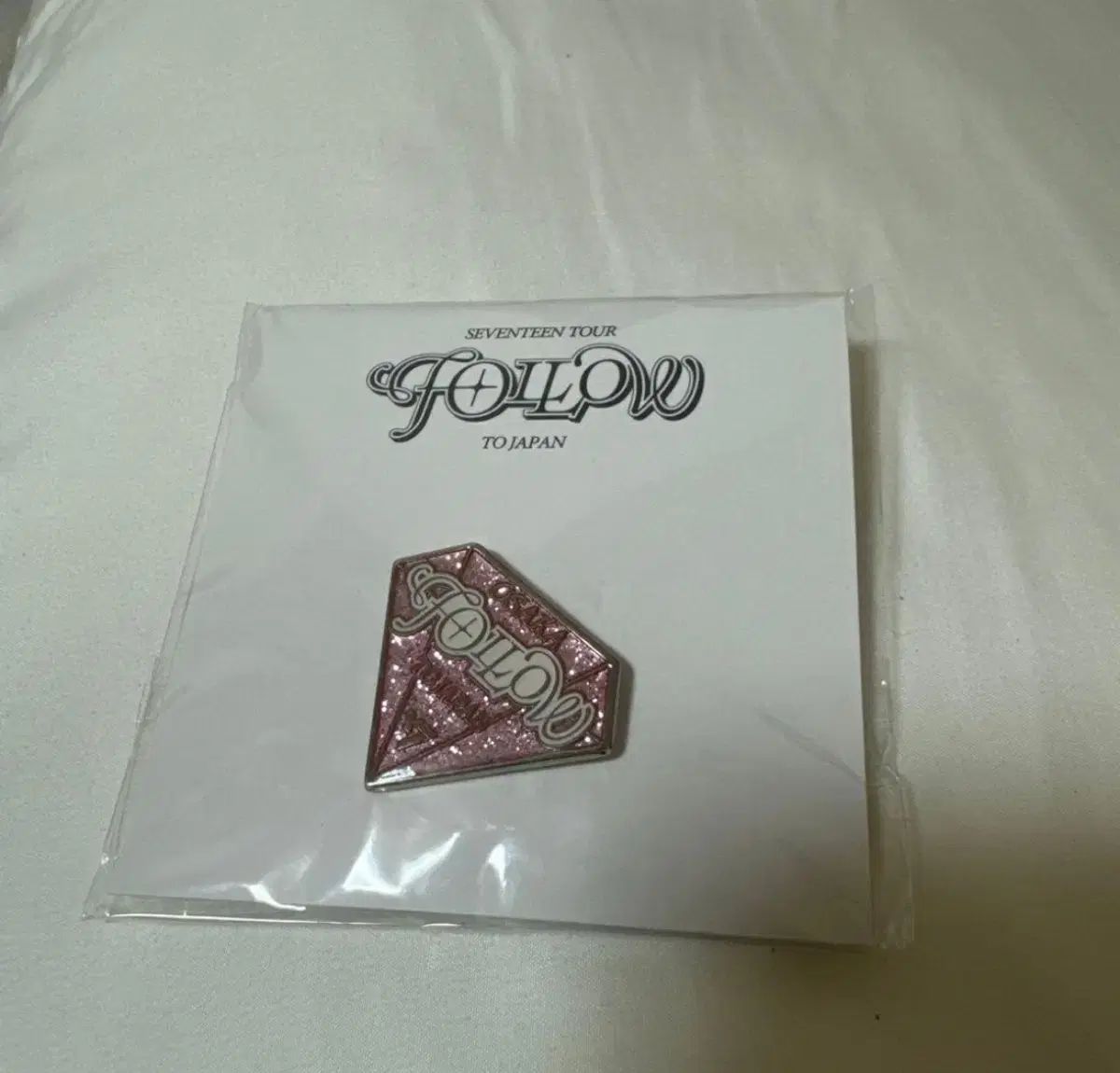 SEVENTEEN follow tour 大阪 ピンバッジ - メルカリ