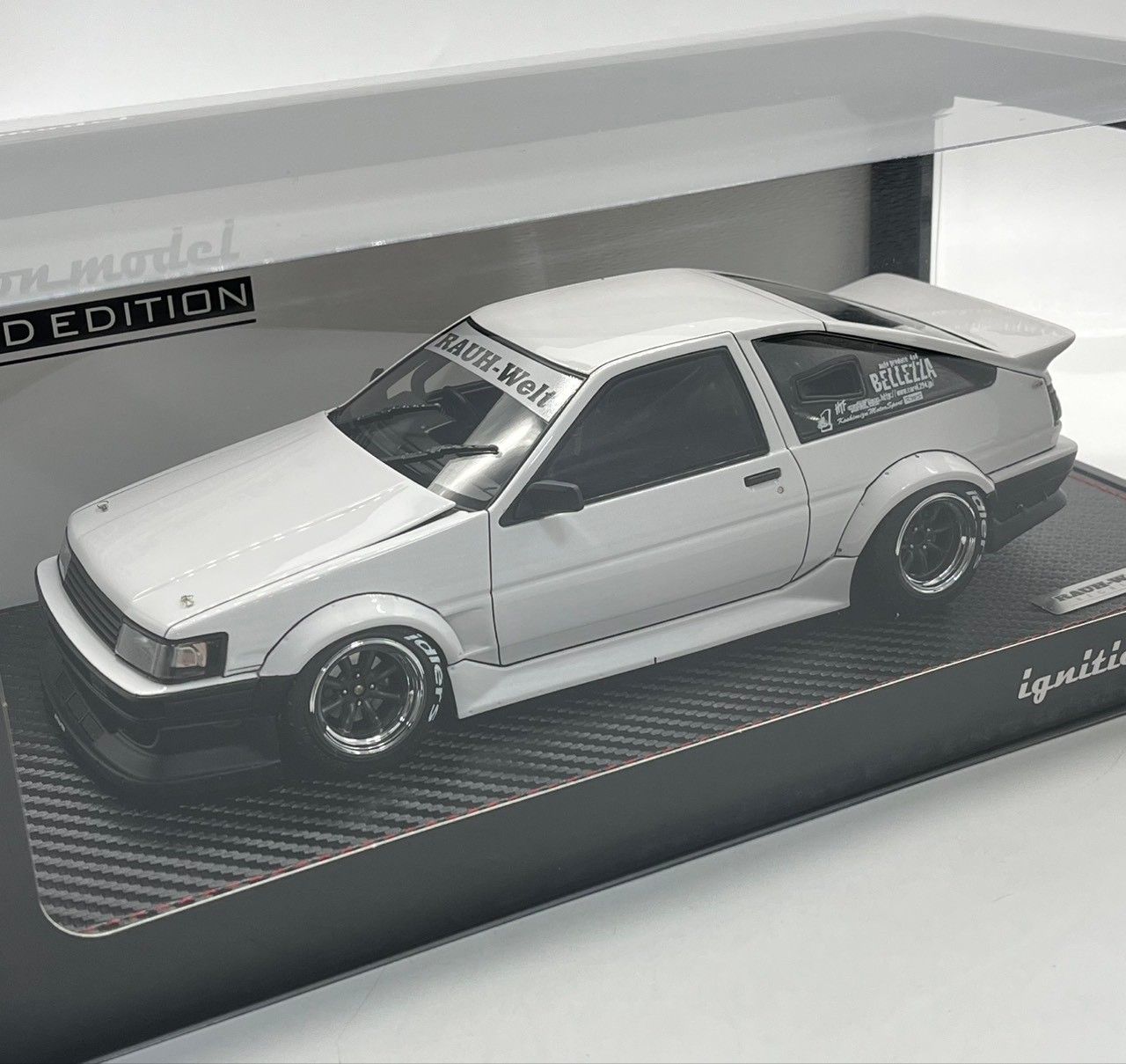 エンジン付き】イグニッションモデル 1/18 RWB AE86 エンジン付 IG2968