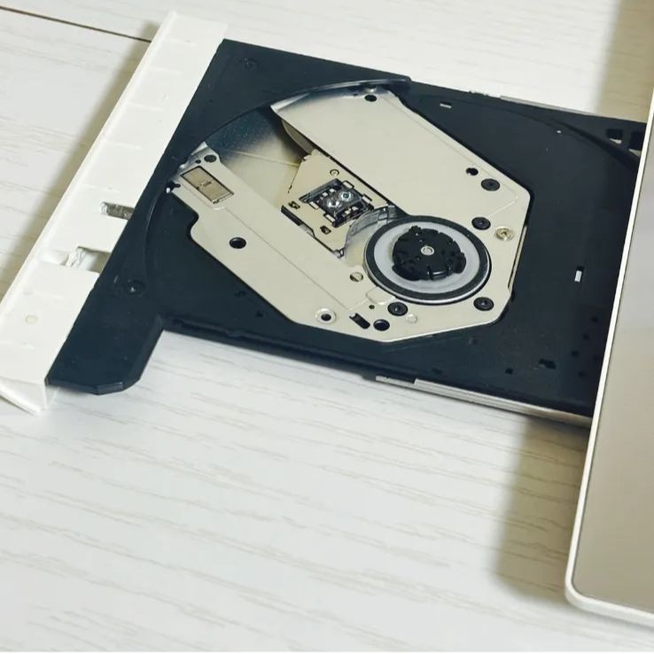 第5世代 Core i7 メモリ 16GB Windows11 Office ノートパソコン 東芝