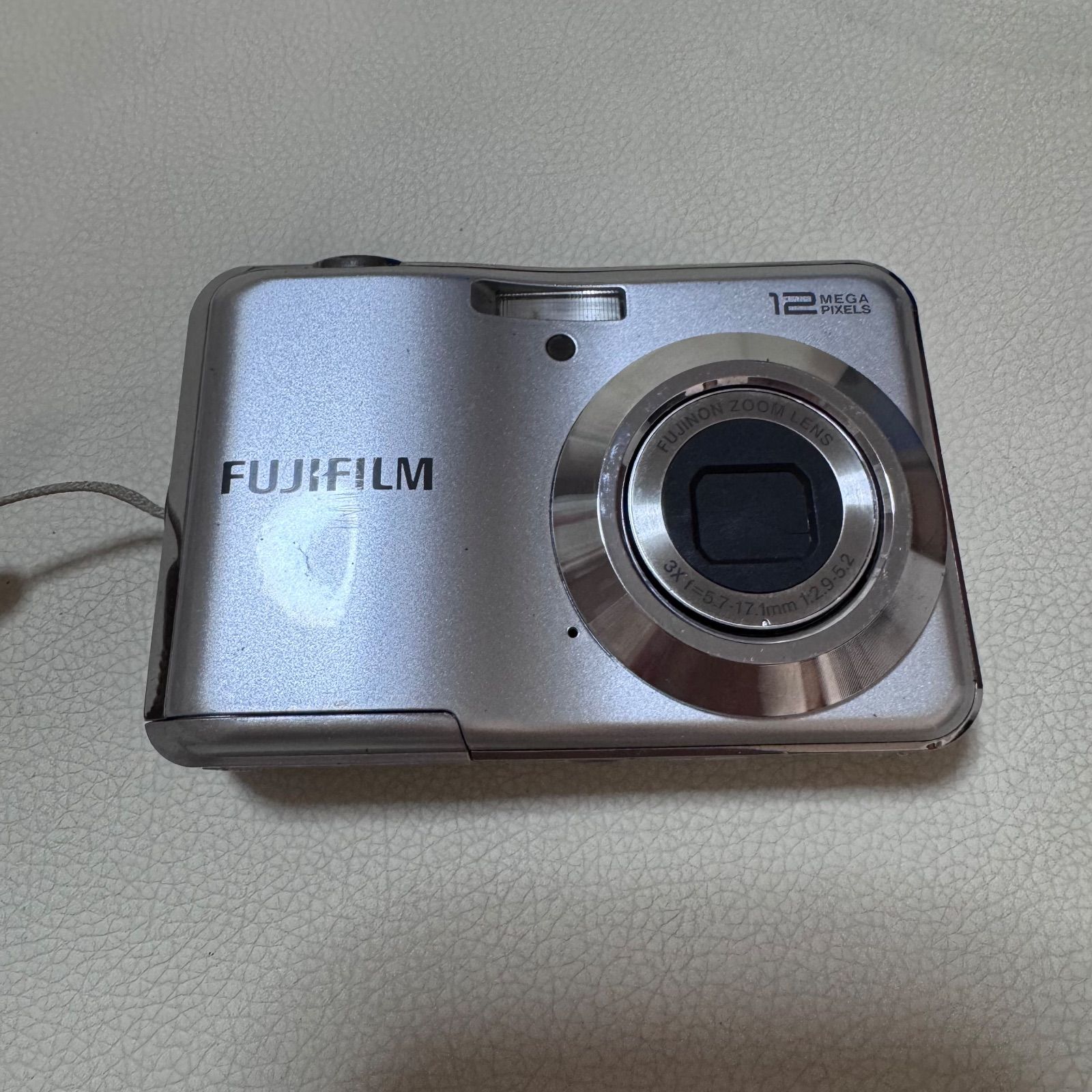 【RL87】FUJIFILM FINEPIX AV130 デジカメ 本体 RL87】FUJIFILM FINEPIX AV130 デジカメ 本体