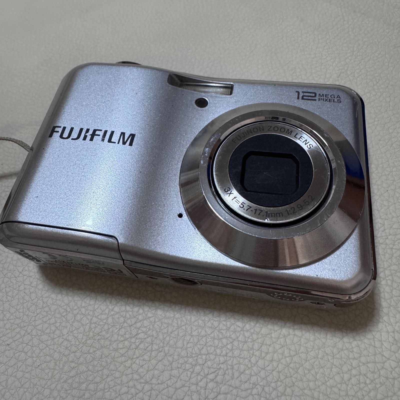 FUJIFILM 富士フイルム FINEPIX AV130 コンパクトデジタルカメラ 動作