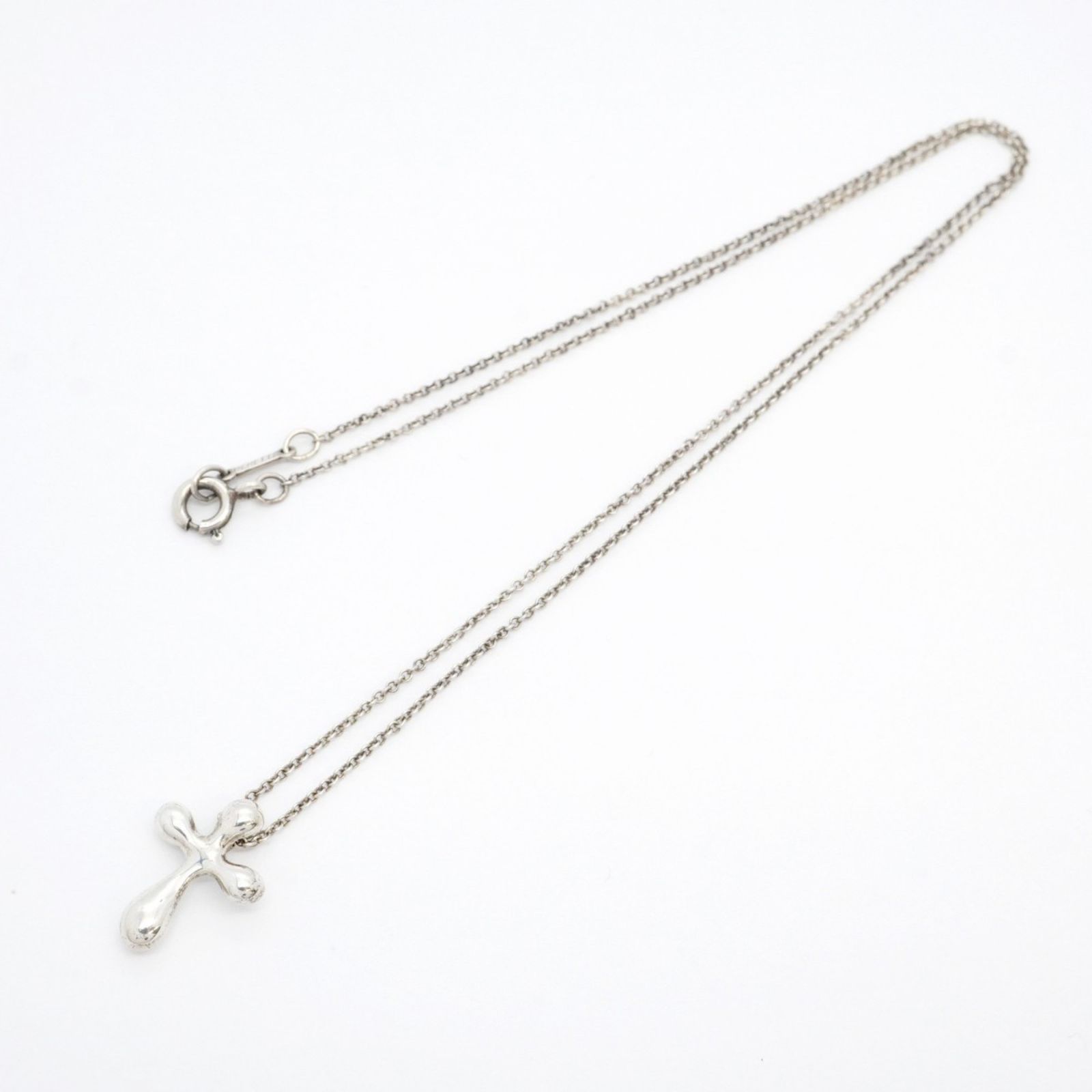【美品】ティファニー スモールクロス ネックレス SLV925 シルバー TIFFANY&Co.】ティファニー スモール クロス ネックレス シルバー925