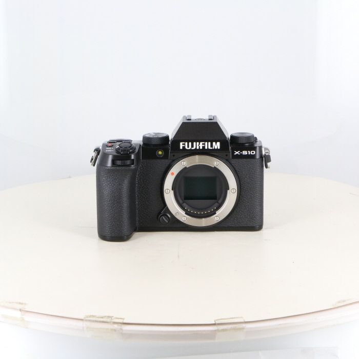 中古】(フジフイルム) FUJIFILM X-S10 ボディ - メルカリ