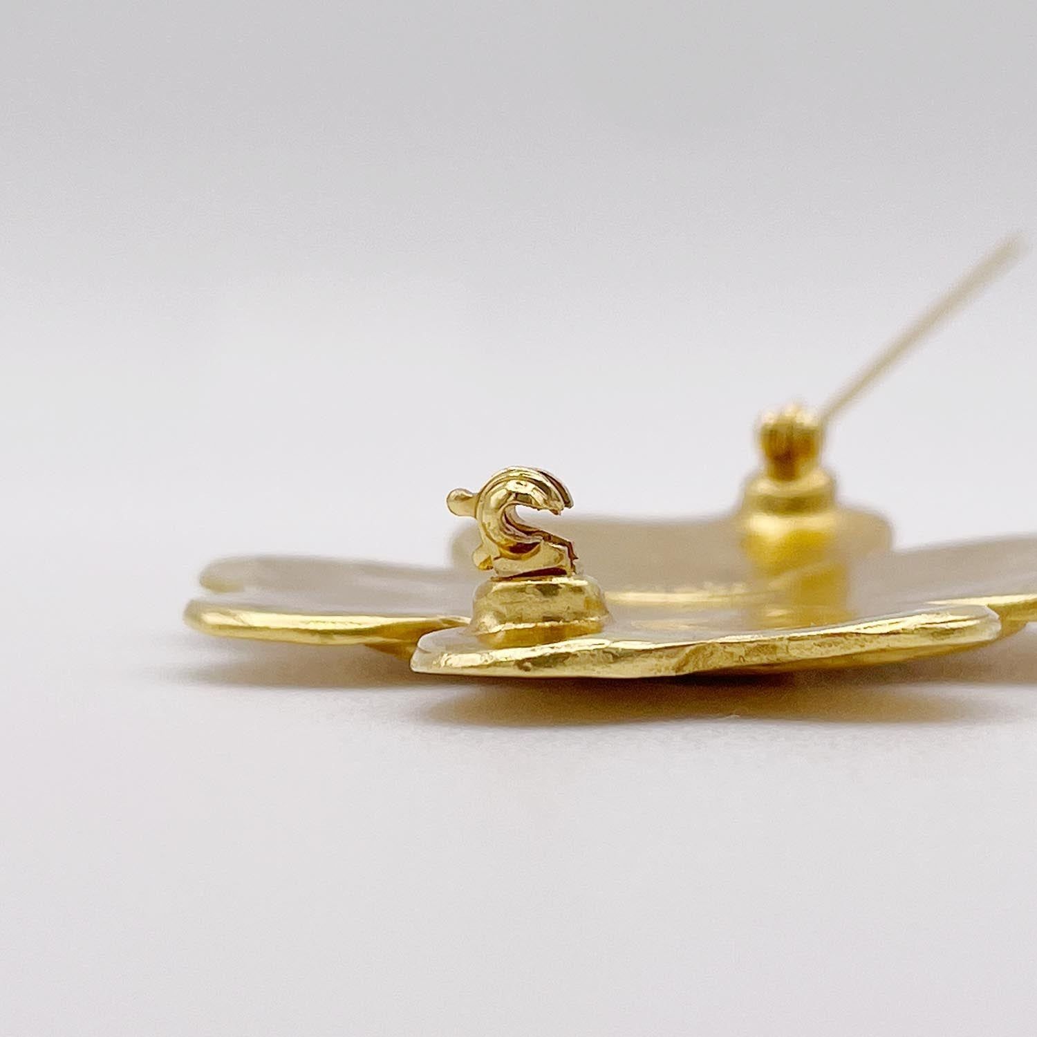 CHANEL シャネル ココマーク ヴィンテージ ブローチ 刻印95A フリンジ CHANEL シャネル ココマーク ヴィンテージ ブローチ 刻印95A フリンジ