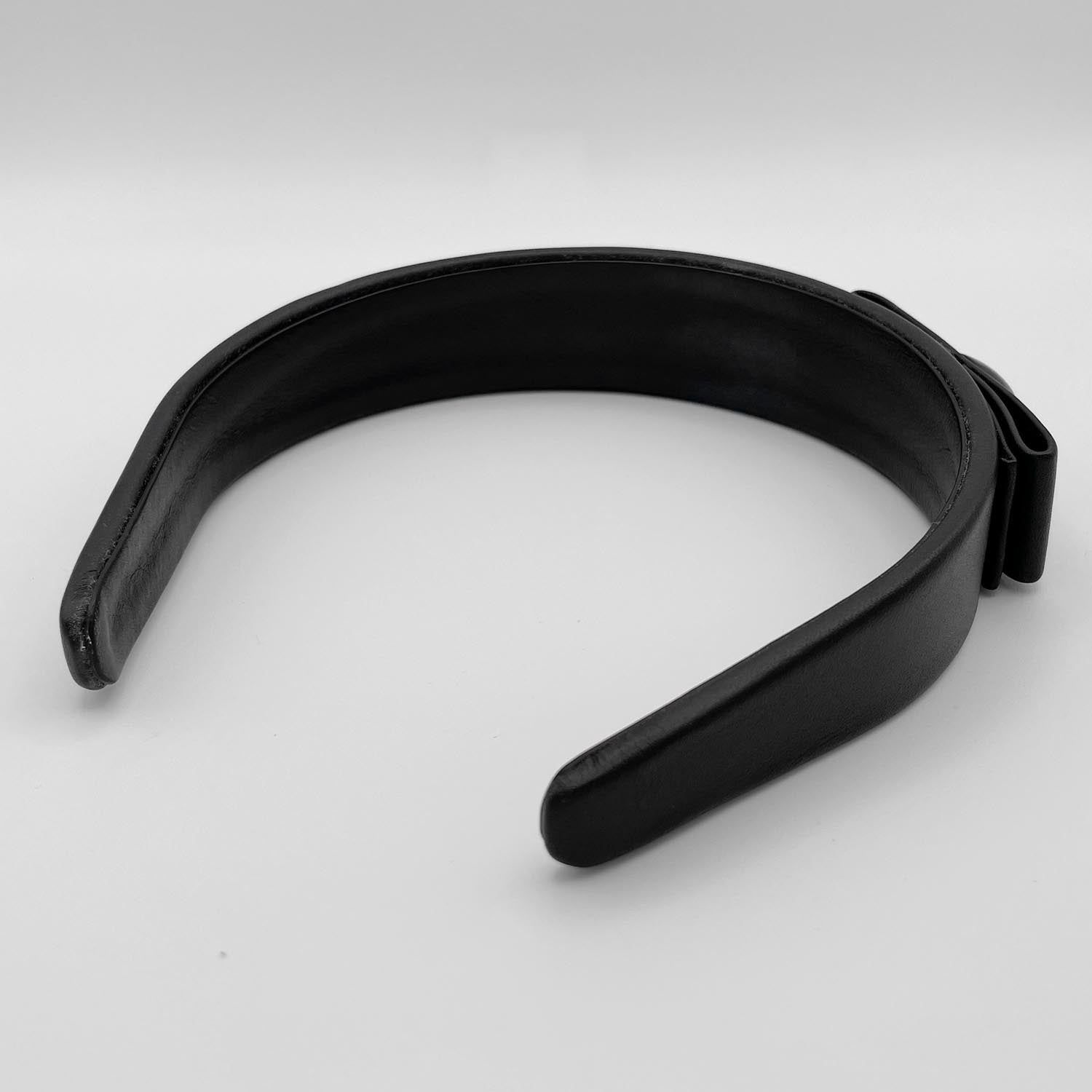 専用【美品】 フェラガモ　ガンチーニ　カチューシャ　黒 zorサンリオ ピューロランド ハーモニーランド チケット 株主優待券6