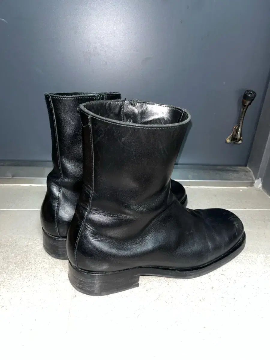 【25aw 新品未使用品】OUR LEGACY ブラック カミオンブーツ OUR LEGACY - CAMION BOOT Black | River