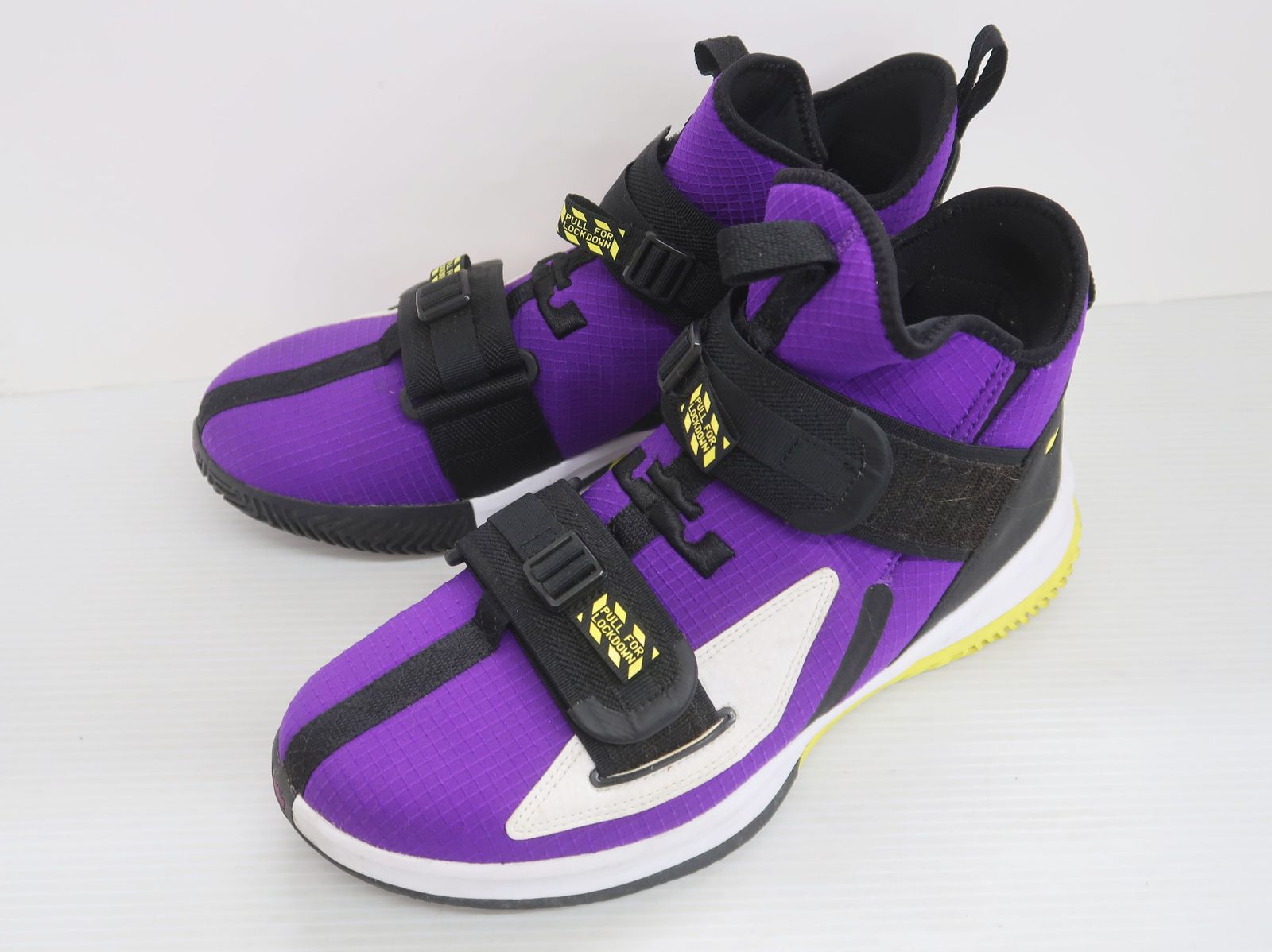 NIKE ナイキ LEBRON SOLDIER XIII SFG EP レブロン ソルジャー 12 SFG