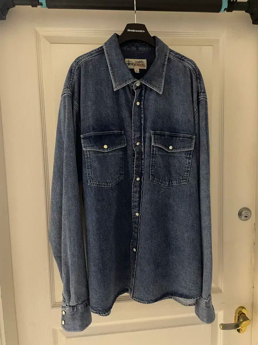 STUSSY デニムシャツ