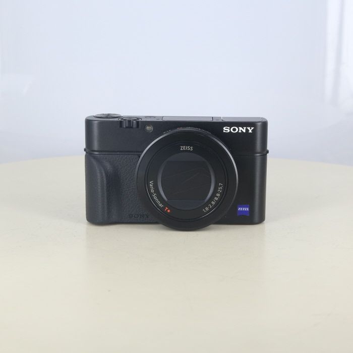 ソニー　SONY DSC-RX100M3 ≪純正グリップ付≫ ソニー サイバーショットrx100M3 純正ケース付き SONY RX100M3 本体