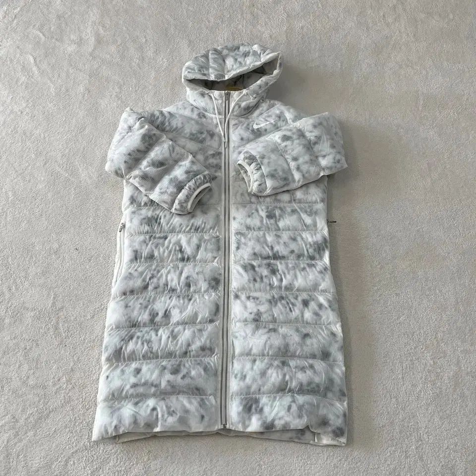 FEELCYCLE2023ハロウィンROCK合成皮革 レギンス ブラック FEELCYCLE2023ハロウィンROCK合成皮革 オンライン レギンス ブラック