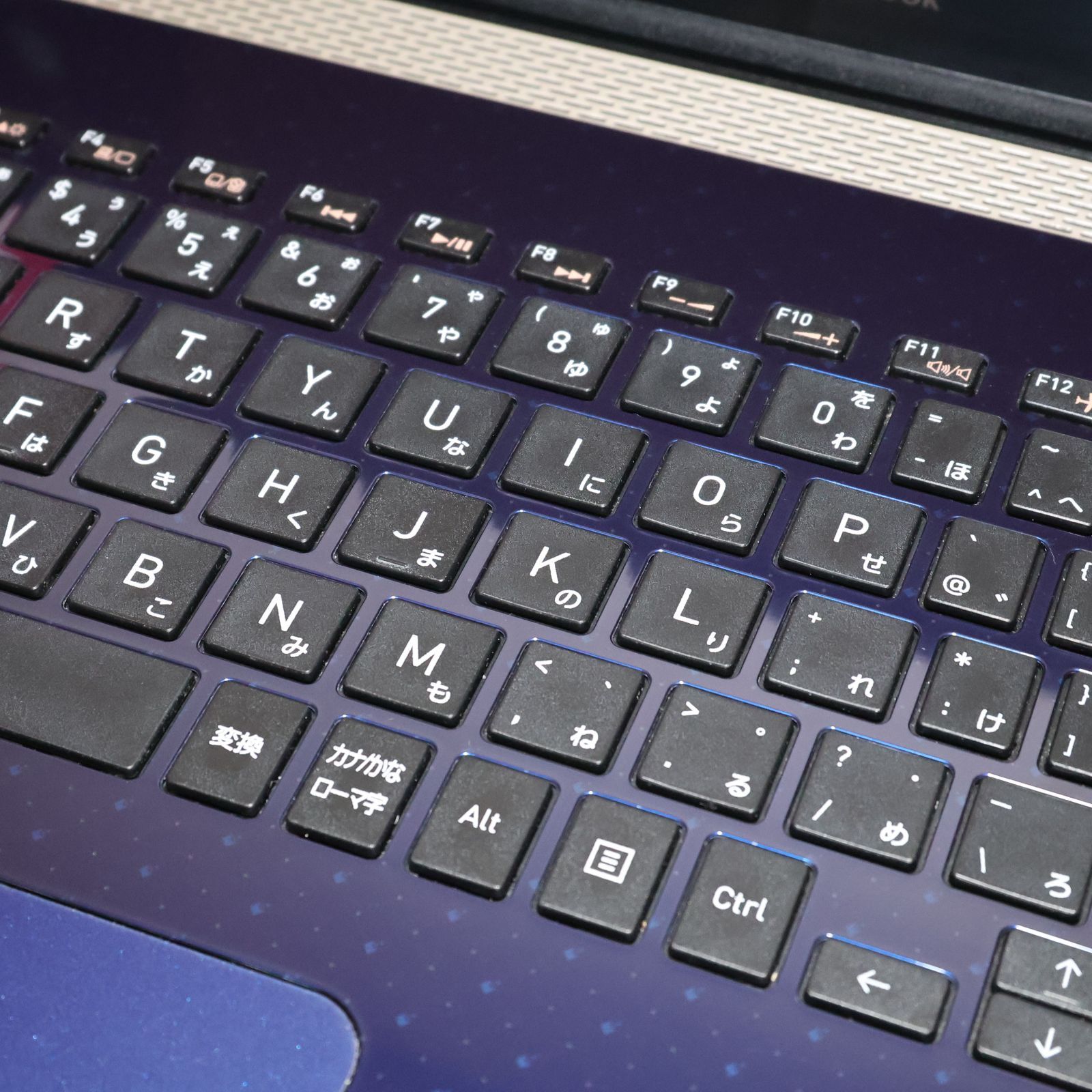 希少色！Win11公式対応PC/メ8G/SSD/DVD/無線/HDMI/カメラ - メルカリ