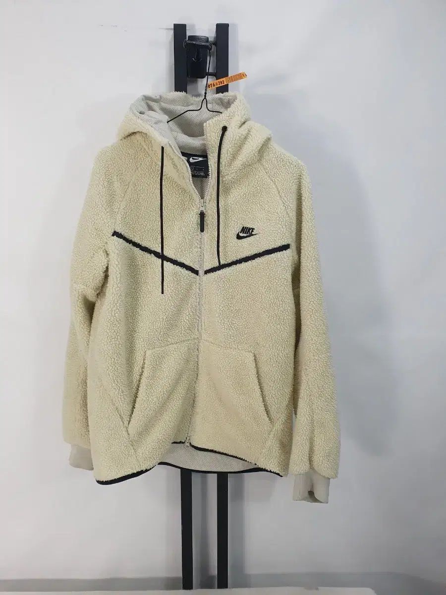 ナイキ テックパック フリース ウィンドランナー シープスキン シェルパ ジャケット アイボリー 白 L