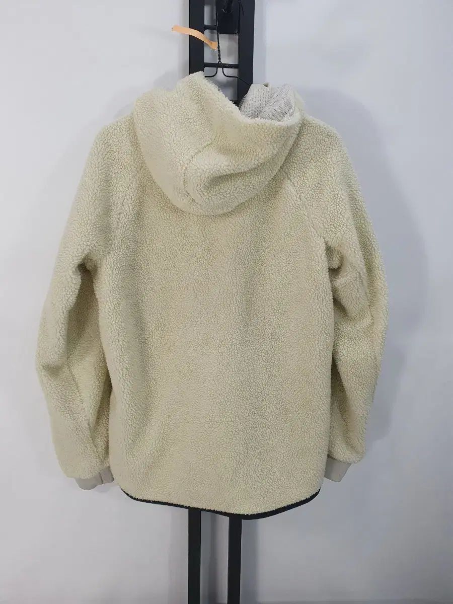 ナイキ テックパック フリース ウィンドランナー シープスキン シェルパ ジャケット アイボリー 白 L