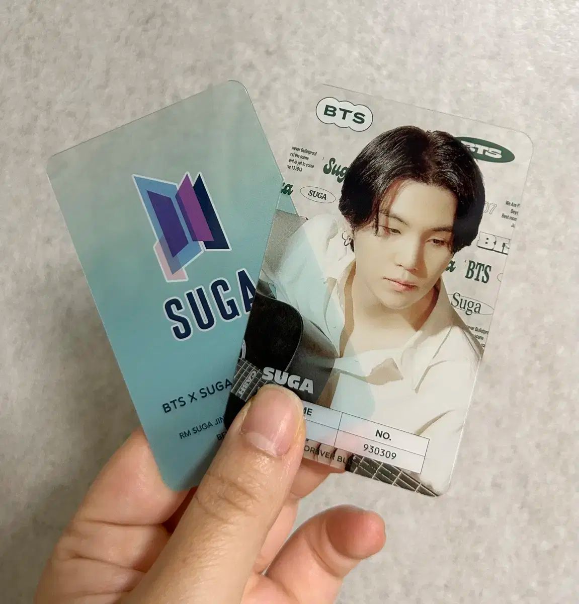 BTS シュガ SUGA クリア アクリル トレカ 25枚 非公式グッズ - メルカリ