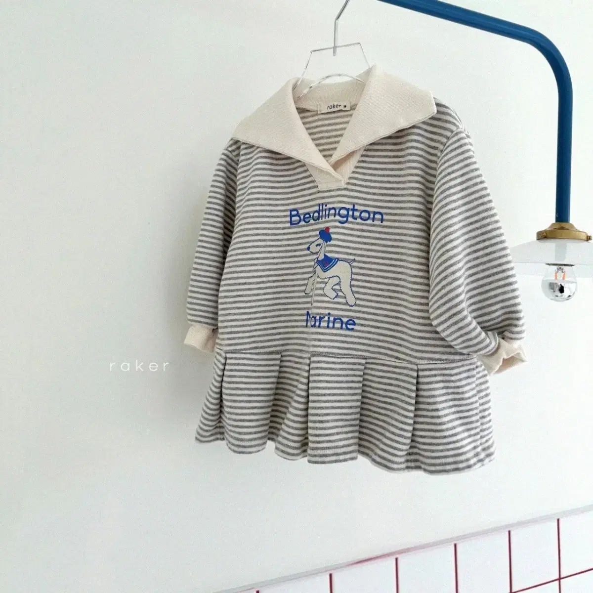 ☆ヘリンボーン柄昇降式テーブル☆