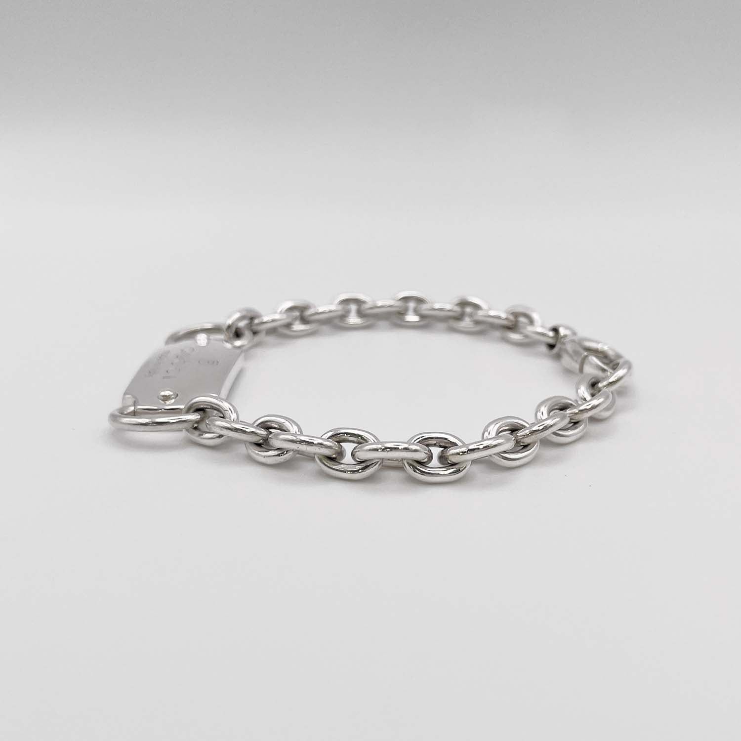 GUCCI グッチ 18cm ブレスレット ロゴプレート SV925 チェーン