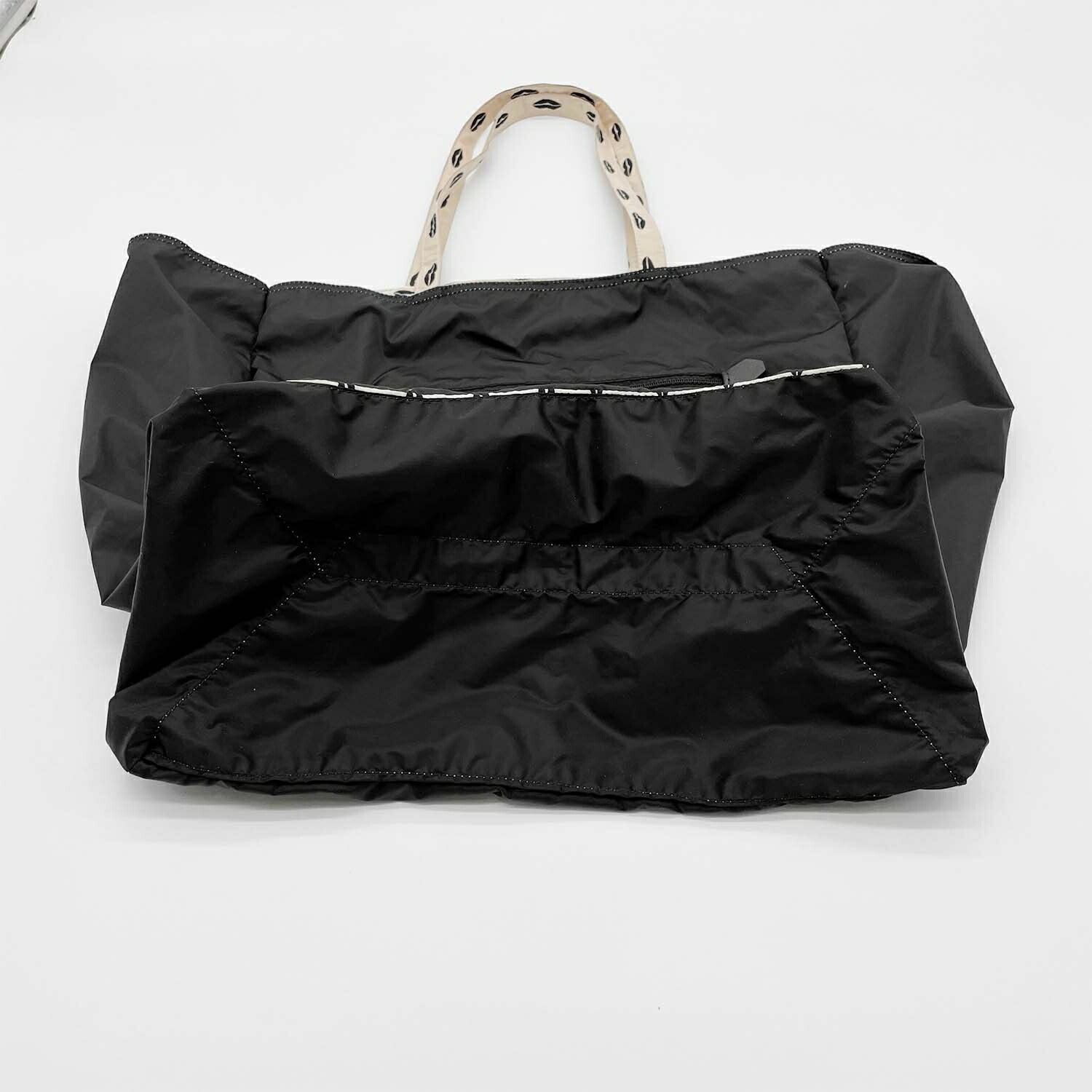 あけ　PRADA プラダ　エコバッグ　トートバッグ　三角ロゴ　ナイロン あけ PRADA プラダ エコバッグ トートバッグ 三角ロゴ ナイロン プラダ