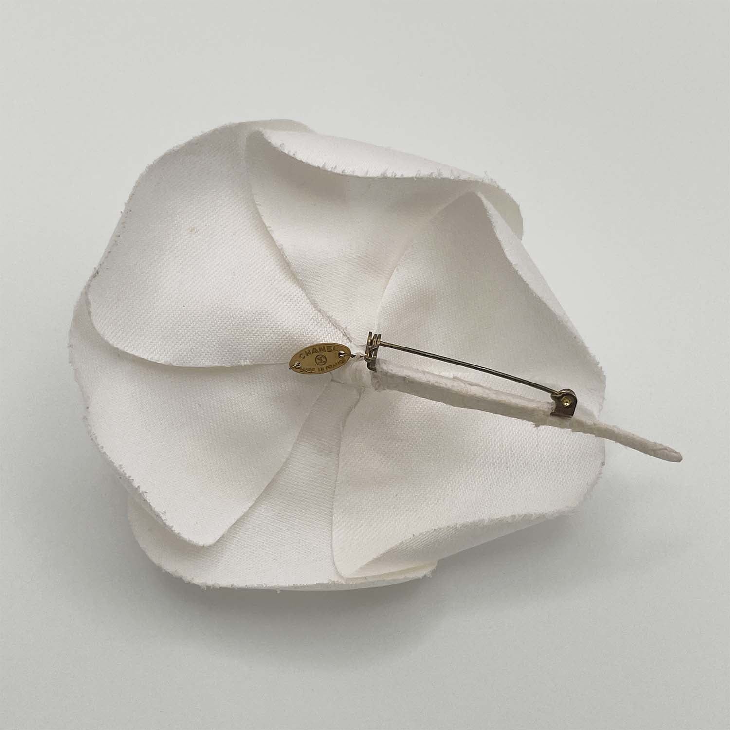 CHANEL シャネル 9cm カメリア コサージュ ブローチ バッジ ホワイト