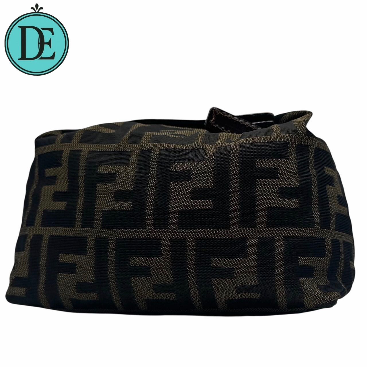 良品✨FENDI フェンディ アクセサリーポーチ 化粧ポーチ ズッカ柄 FF柄