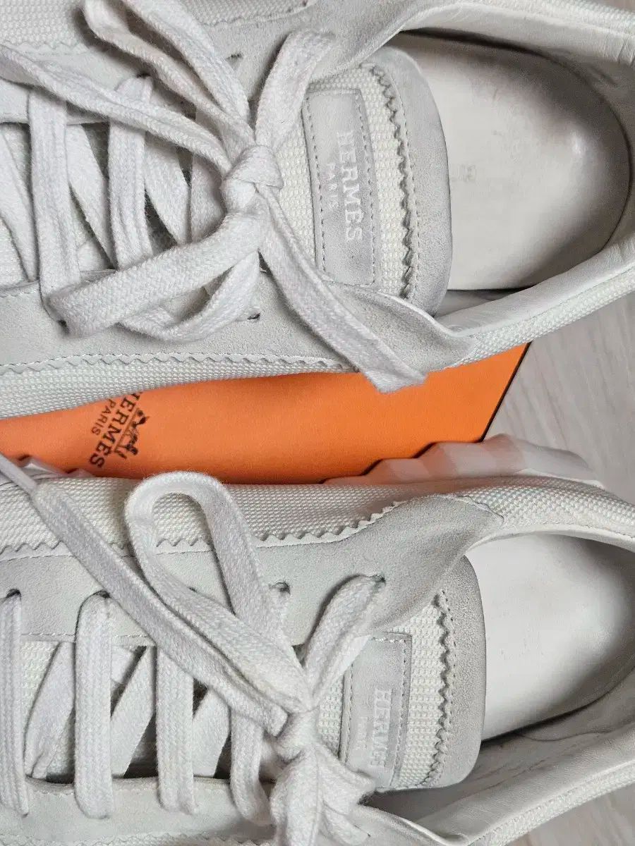 42 5 Hermes バウンシング メッシュ スニーカー - メルカリ