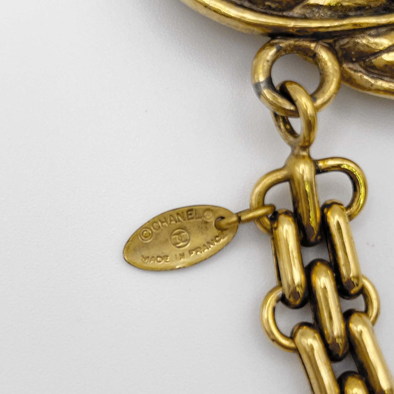 CHANE 【美品】✨マトラッセ ヴィンテージ　ココマーク　キーホルダー CHANEL - 激レア CHANEL シャネル マトラッセ キーホルダーゴールド