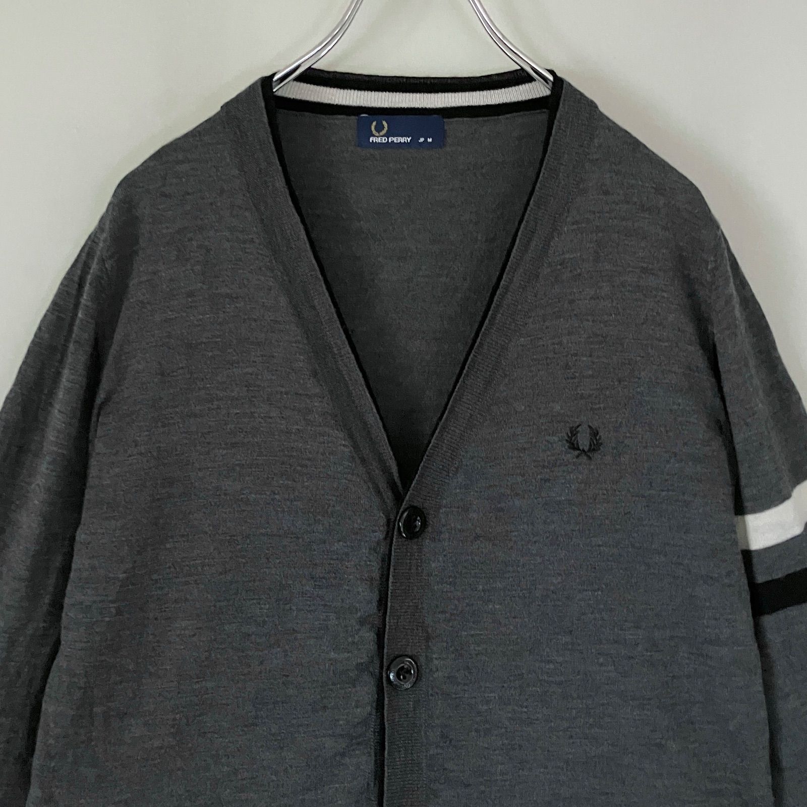 【アーガイル柄、メリノウール】FRED PERRYワンポイント刺繍カーディガンM FRED PERRY フレッドペリー メリノウール アーガイル カーディガン
