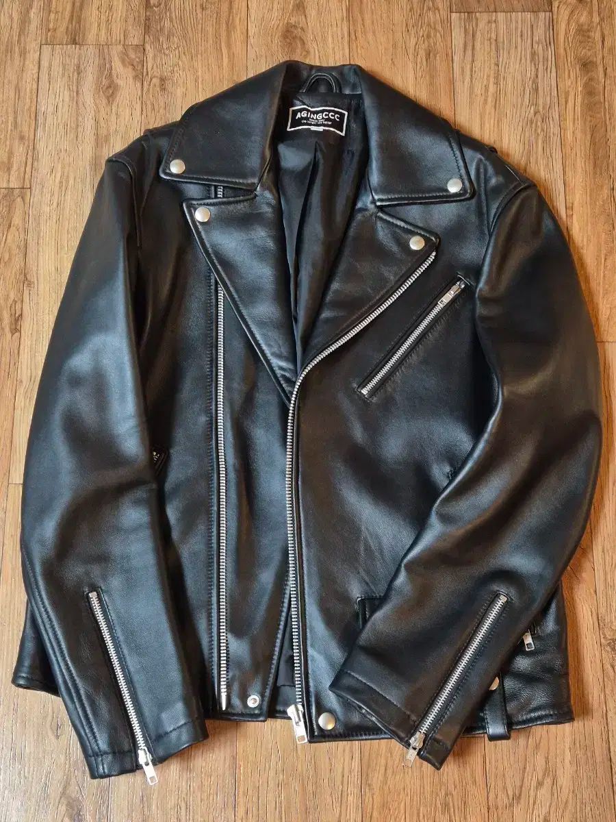 天*軍様 外でアメに撃たれる。 22cm✖️16acmパネルキャンバス