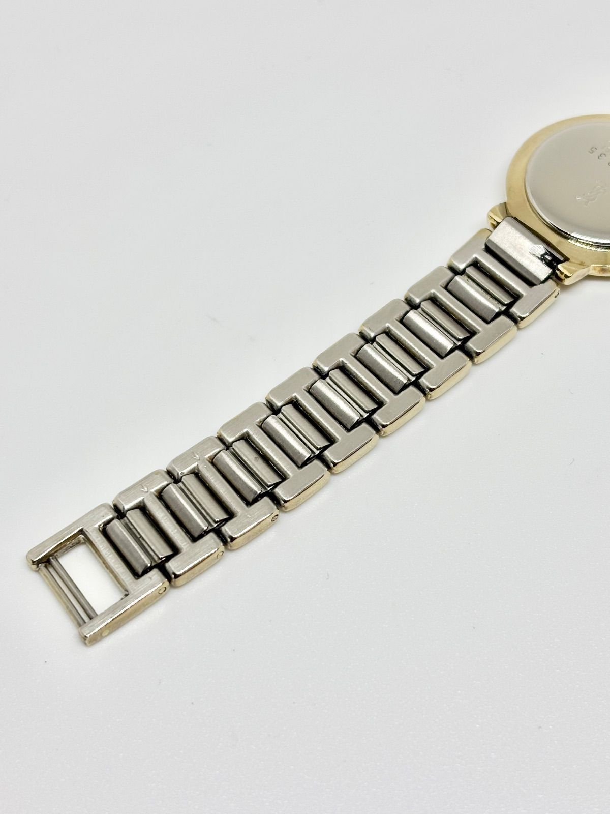 Yves Saint Laurent】2200-229789Y｜ブラック文字盤｜ゴールド