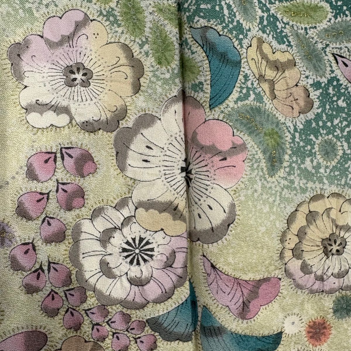 最終価格‼️から最後のお値下げ‼️美品‼️訪問着 辻が花柄刺繍 金色と緑色 訪問着 身丈165.5cm 裄丈66cm M 袷 辻が花柄 松 金銀彩 ぼかし 緑 正絹