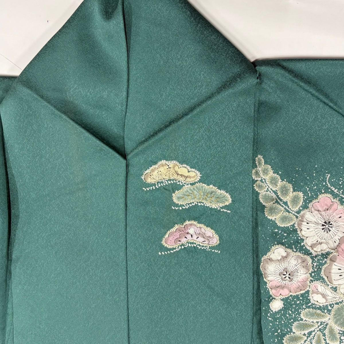 最終価格‼️から最後のお値下げ‼️美品‼️訪問着 辻が花柄刺繍 金色と緑色 最終価格‼️から最後のお値下げ‼️美品‼️訪問着 辻が花柄